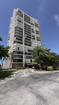 2425 Presidential Way apt 203 , West Palm Beach,  33401