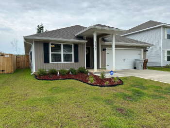 5292 Peach Drive , Pace,  32571