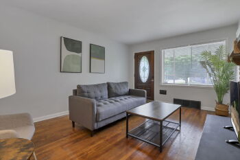 1275 E Weber Road , Columbus,  43211