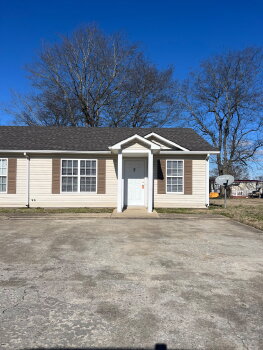 102A Tennessee Ave , Oak Grove,  42262