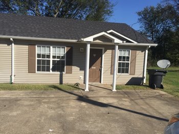 102A Tennessee Ave , Oak Grove,  42262