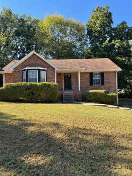200 Mill Creek Rd , Clarksville,  37042