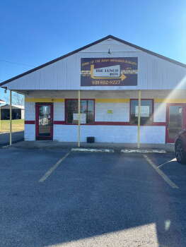 2120 Woodlawn Rd , Woodlawn,  37191