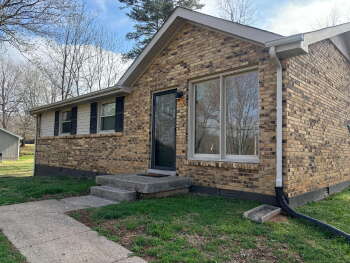 1322 Shady Lawn Dr , Clarksville,  37043