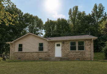 373 Edmondson Ferry Road , Clarksville,  37040