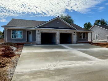 154 Indiana Ave , Oak Grove,  42262