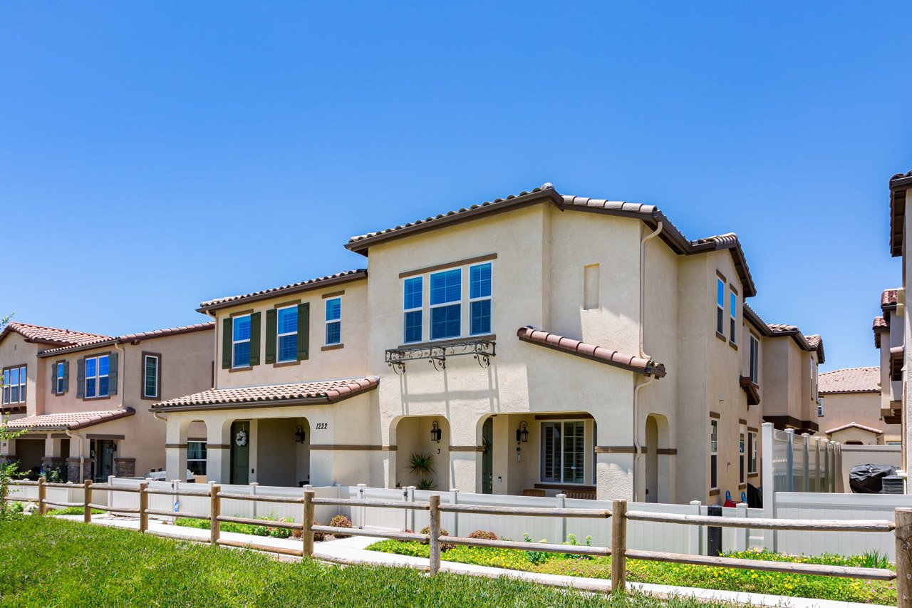 Homes for Rent Richard Combs Hunter & Maddox International Inc.