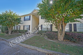 703 Stonehaven Cir , Cartersville,  30121