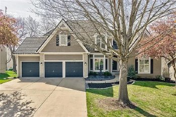 8338 Mullen Rd , Lenexa,  66215