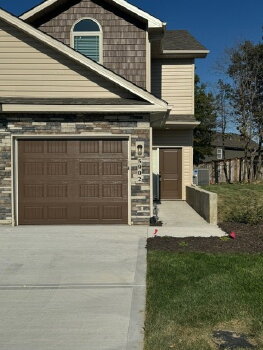 8827 North Helena Avenue , Kansas City,  64154