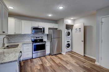 2114 Swift Street #9, North Kansas City,  64116