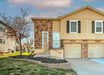 8635 North Hull Avenue , Kansas City,  64154