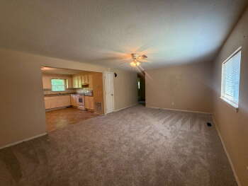 878 Evergreen Avenue #11, Hollister,  65672
