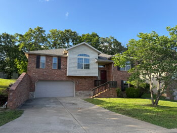 260 RoundHill Road , Branson,  65616