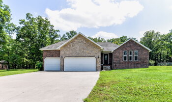 370 Southwoods Way , Branson,  65616