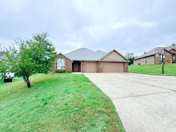 135 Caterpillar Lane , Branson,  65616
