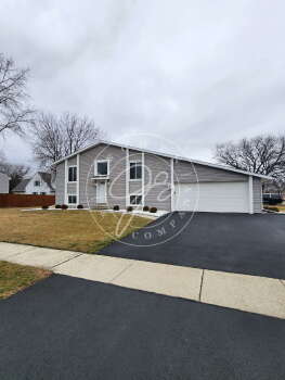 9450 Millcroft Road , Perrysburg,  43551