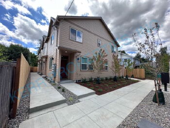 8550 Southeast Lafayette St , Portland,  97266