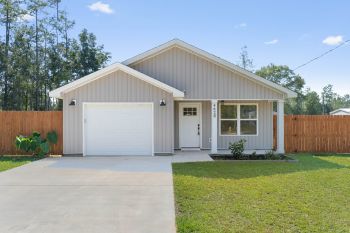 4628 Dove Way , Crestview,  32539