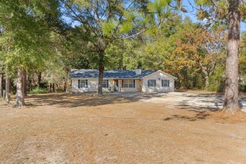 4744 Young Rd , Crestview,  32539