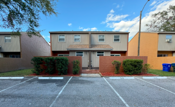 945 Castle Way , Lakeland,  33803