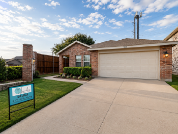 1060 Mosaic Drive , Fort Worth,  76179