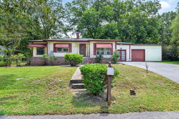 327 Carver Avenue , Hueytown,  35023