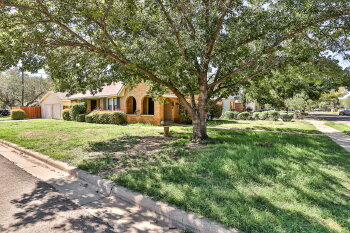 3001 22nd Street , Lubbock,  79410
