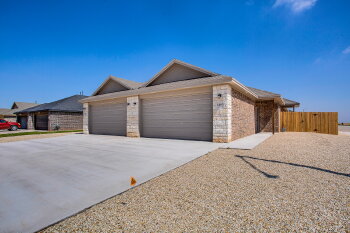 1405 16th Street A, Shallowater,  79363
