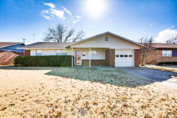 5613 16th Pl , Lubbock,  79416
