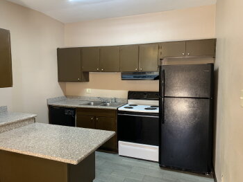 226 Cherry Street - 9 , Levelland,  79336