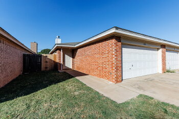 2614 81st Street - B , Lubbock,  79423
