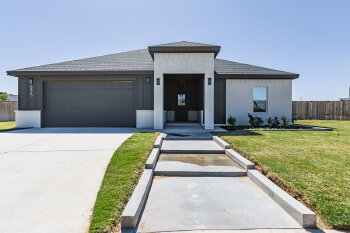 5825 Grinnell Street , Lubbock,  79416