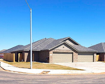 1401 15th Street - B , Shallowater,  79363