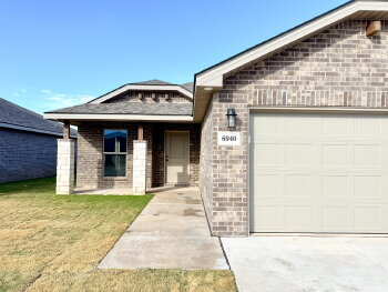 6940 10th Street , Lubbock,  79416
