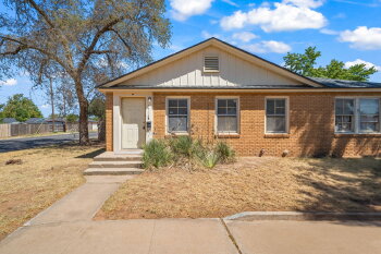 1718 46th Street - B , Lubbock,  79412