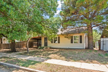 2313 20th Street , Lubbock,  79411