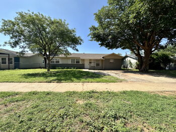 2612 E Auburn Street , Lubbock,  79403