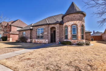 711 N 8th Street , Wolfforth,  79382