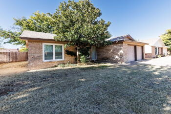 5519 1st Place , Lubbock,  79416