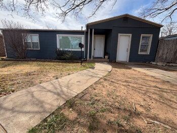 114 Holly Street , Levelland,  79336