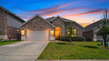 1388 Grays Gully Dr , Montgomery,  77356