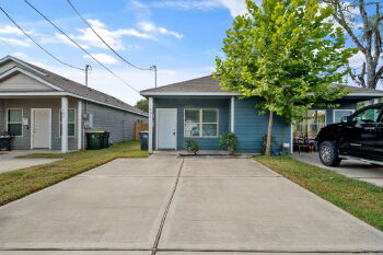 403 E Avenue G , Conroe,  77301