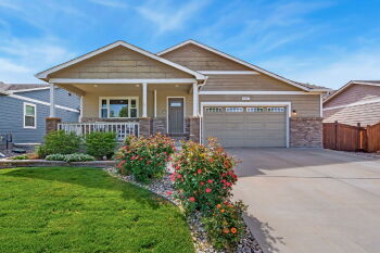 565 Pyramid Peak St , Berthoud,  80513