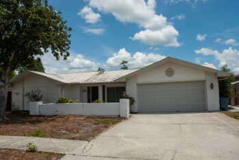 1283 South Disston Avenue , Tarpon Springs,  34689