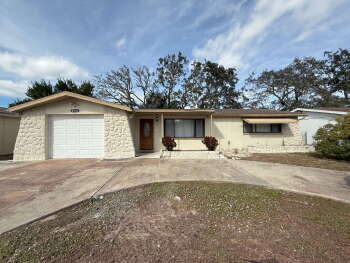 4351 Westwood Dr , Holiday,  34691