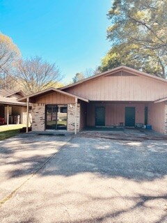 216 Hummingbird Ln. , Lufkin,  75904