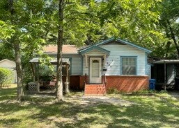909 Johnson Ave. , Lufkin,  75904