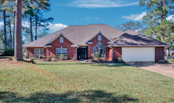 206 Cascade Court , Lufkin,  75901