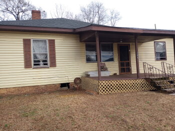 104 N. Marion St. , Joanna,  29360